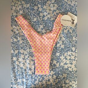 kulani kinis size small bottoms